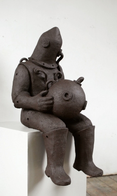 n.t. 2012 fired black clay H: 93 cm collection Museum Beelden aan Zee, The Hague