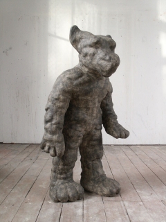 n.t. 2004 fired pigmented white clay H: 122 cm private collection Rotterdam
