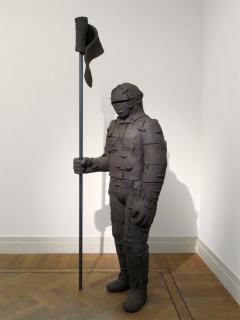 n.t. 2013 fired black clay/iron H: 214 cm private collection Munt Hypotheken The Hague