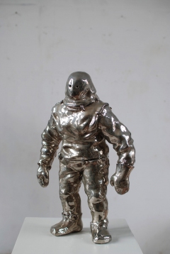 n.t. 2012 ceramics H: 48 cm collection Ministry of Foreign Affairs The Hague